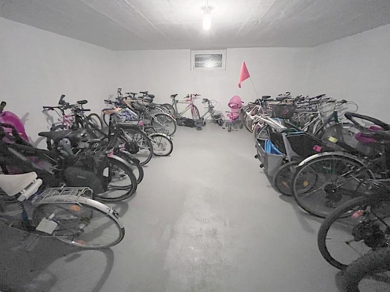 p Fahrradraum - Klosterneuburg: Gepflegte, helle 3-Zimmer-Wohnung, inkl. Pkw-Abstellplatz