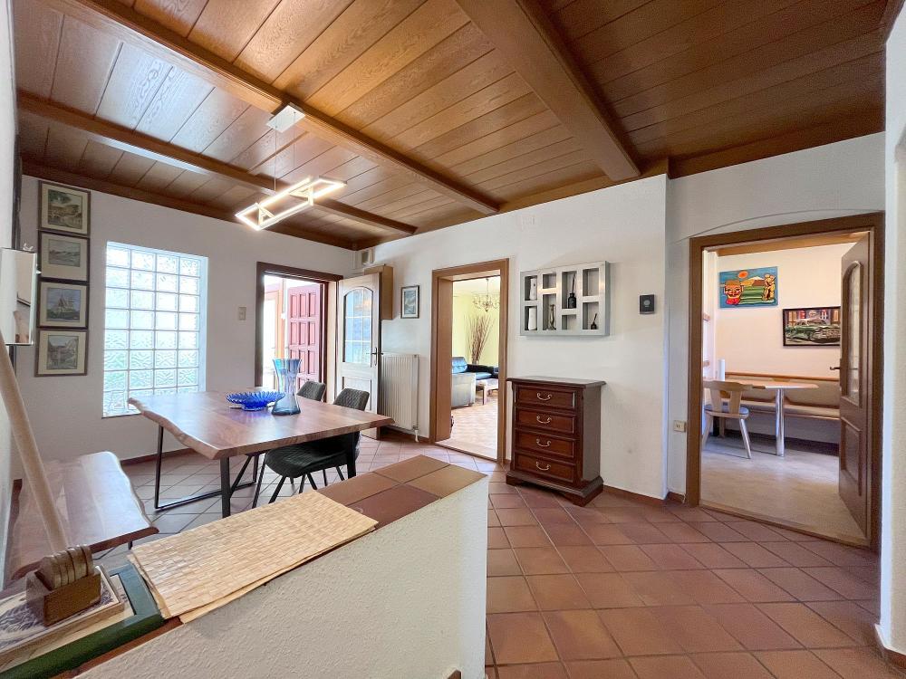 d Vorraum Essplatz - Maria Gugging: Wohnung in Haus mit großem Garten in Grünlage