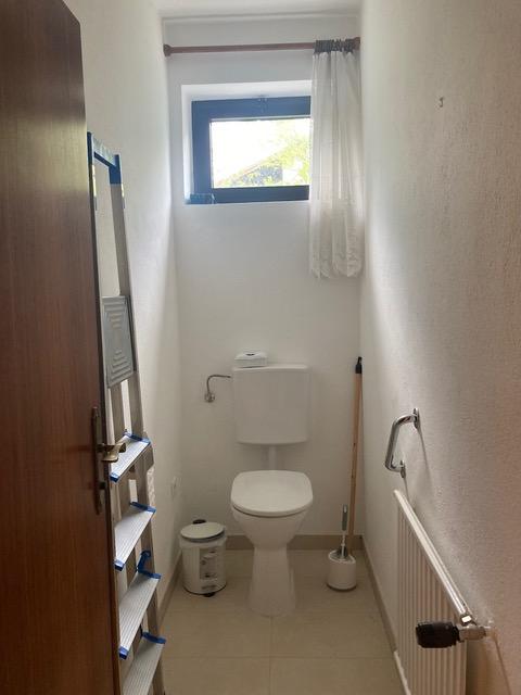 p WC - 7322 Lackenbach/Mittelburgenland: Nettes Einfamilienhaus in Grünruhelage – nur 1 Autostunde von Wien