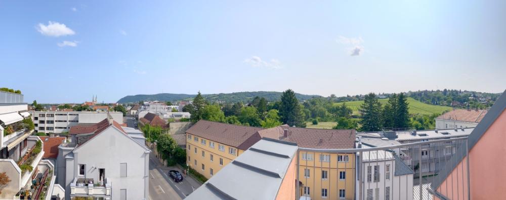 f Ausblick Panorama - Wohlfühlen im Dachgeschoss, Terrasse mit Fernblick, sehr guter Zustand, Garagenplatz optional f Ausblick Panorama - Wohlfühlen im Dachgeschoss, Terrasse mit Fernblick, sehr guter Zustand, Garagenplatz optional