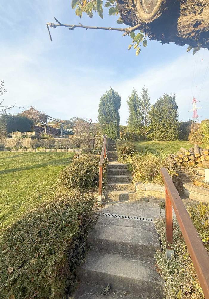 c3 Gartenaufgang - Maria Gugging: Wohnung in Haus mit großem Garten in Grünlage