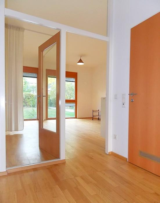 h Vorzimmer und Wohnraum - 1190 Wien-Oberdöbling: Wohnen ohne Barrieren / beste Infrastruktur