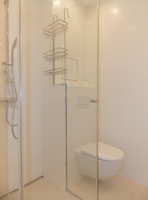 h Dusche WC - VERMIETET! Großzügiges Apartment, Grünruhelage Rodaun, inkl. Garagenplatz, neuwertig / Top equipped flat with two balconies