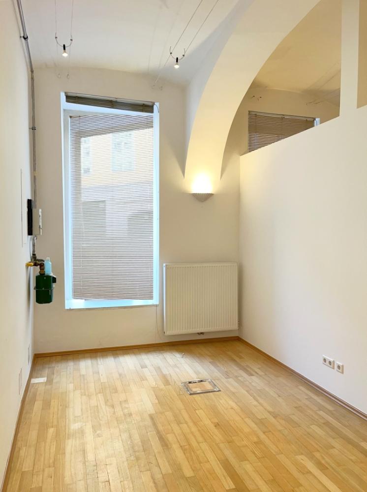 d Raum2 - VERMIETET! Karolinengasse: Apartes Geschäftslokal/Studio/Büro im St. Elisabeth-Viertel