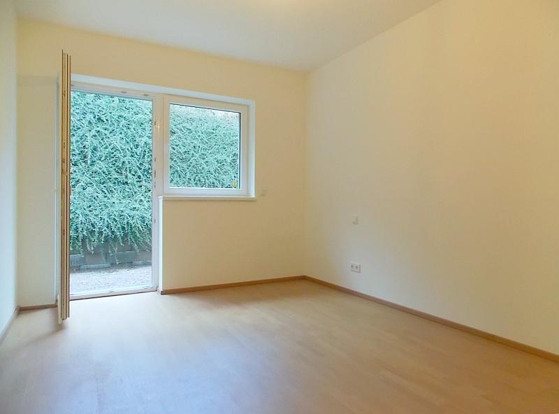 i_Schlafzimmer - Klosterneuburg-Maria Gugging: Nähe IST - Fußbodenheizung - große Terrasse - Pkw-Abstellplatz optional i_Schlafzimmer - Klosterneuburg-Maria Gugging: Nähe IST - Fußbodenheizung - große Terrasse - Pkw-Abstellplatz optional