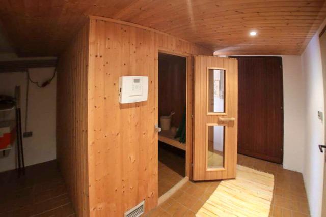 x Sauna - 3400 Klosterneuburg-Maria Gugging: Grün und sonnig - Großzügiges Wohnen auf 2 Ebenen - Schöner Garten
