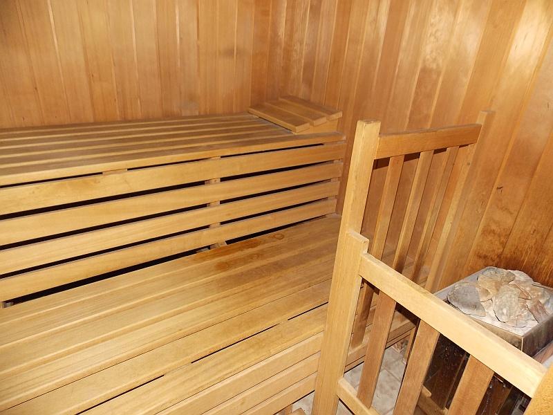 u Sauna - VERMIETET! Martinstraße: Gepflegte 2-Zimmer-Wohnung mit Eigengarten - inkl. Garagenplatz u Sauna - VERMIETET! Martinstraße: Gepflegte 2-Zimmer-Wohnung mit Eigengarten - inkl. Garagenplatz