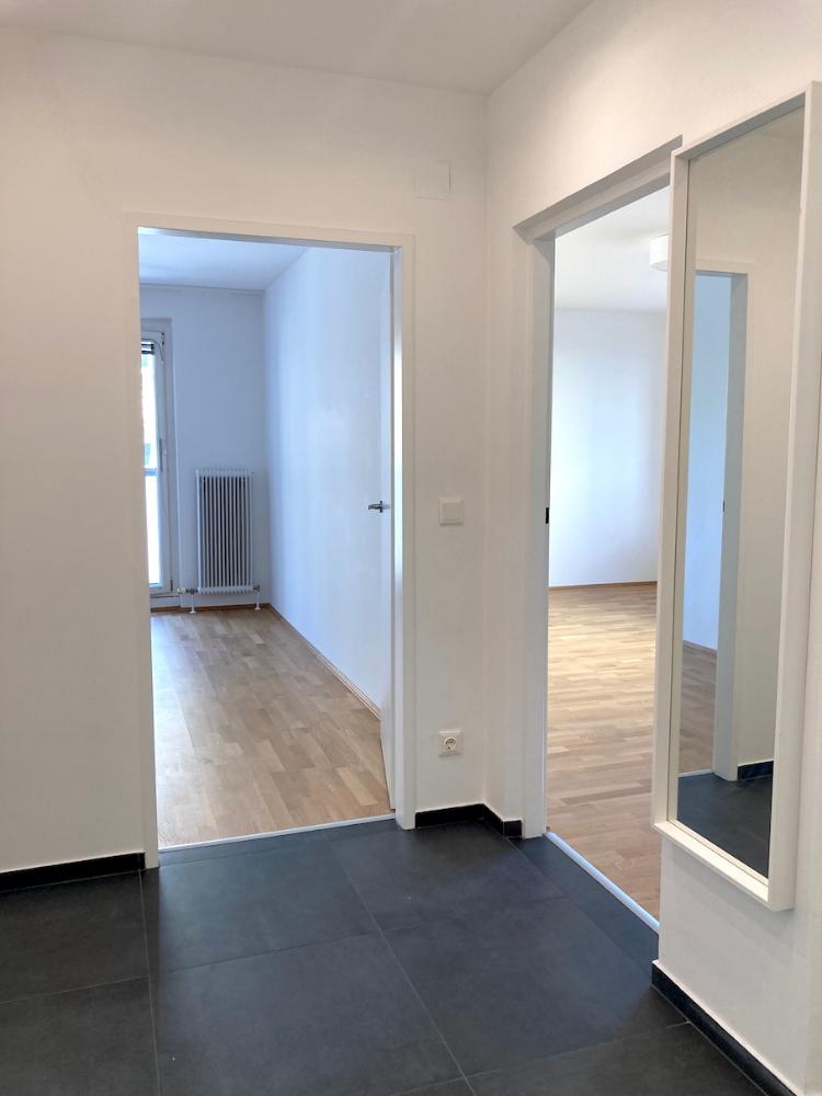 k Vorraum - 1100 Wien – Nähe Waldmüllerpark: Top-sanierte, helle 2-Zimmer-Wohnung mit Loggia in ruhiger Lage k Vorraum - 1100 Wien – Nähe Waldmüllerpark: Top-sanierte, helle 2-Zimmer-Wohnung mit Loggia in ruhiger Lage