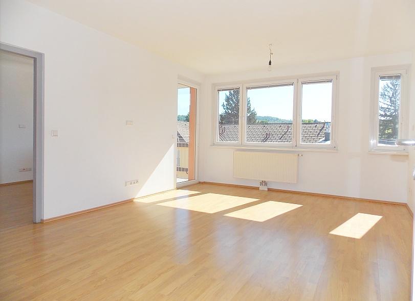 b Wohnküche-Balkon - Albrechtstraße: Helle 3-Zimmer-Wohnung, sehr guter Zustand, inkl. Garagenplatz b Wohnküche-Balkon - Albrechtstraße: Helle 3-Zimmer-Wohnung, sehr guter Zustand, inkl. Garagenplatz