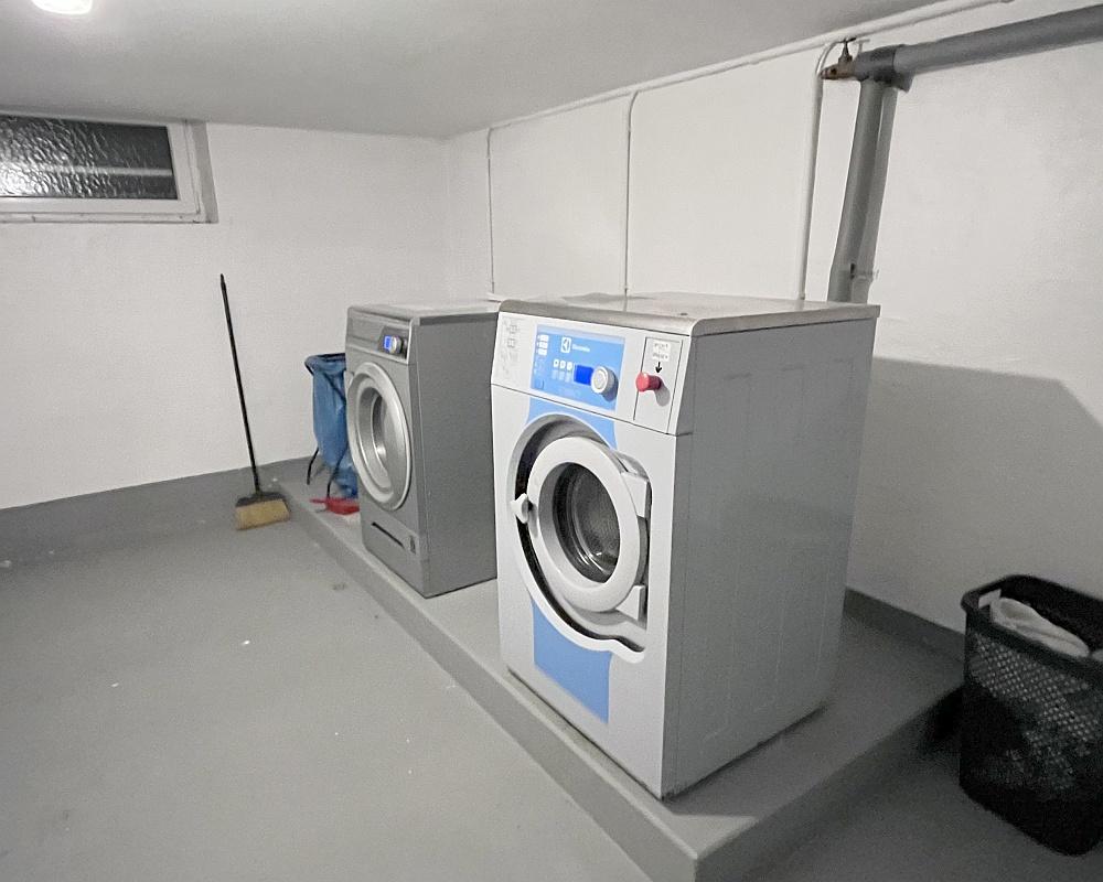 o Waschküche - Klosterneuburg: Gepflegte, helle 3-Zimmer-Wohnung, inkl. Pkw-Abstellplatz