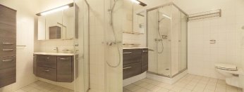 k Badezimmer-Panoramabild